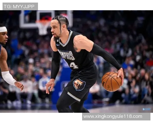 范弗里特激励狄龙挑战自我期待他展现40分风采的幽默瞬间 范弗里特激励狄龙挑战自我期待他展现40分风采的幽默瞬间